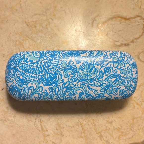 Lilly Pulitzer Accessories - Lilly Pulitzer Blue and White Eyeglass Case